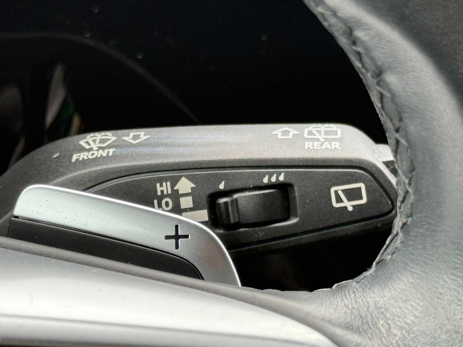 Vehicle image 31 of 38
