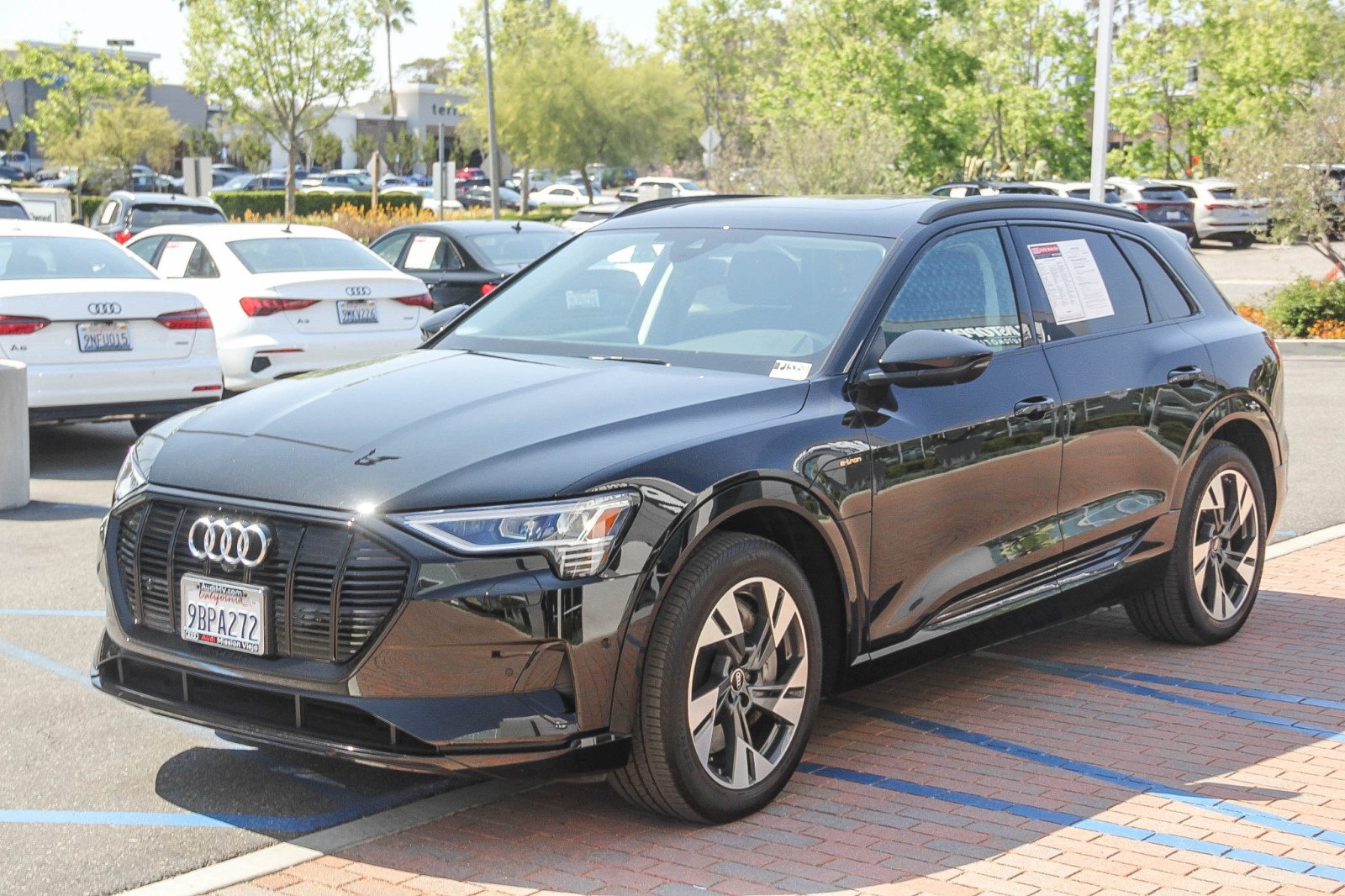 Vehicle image 1 of 28
