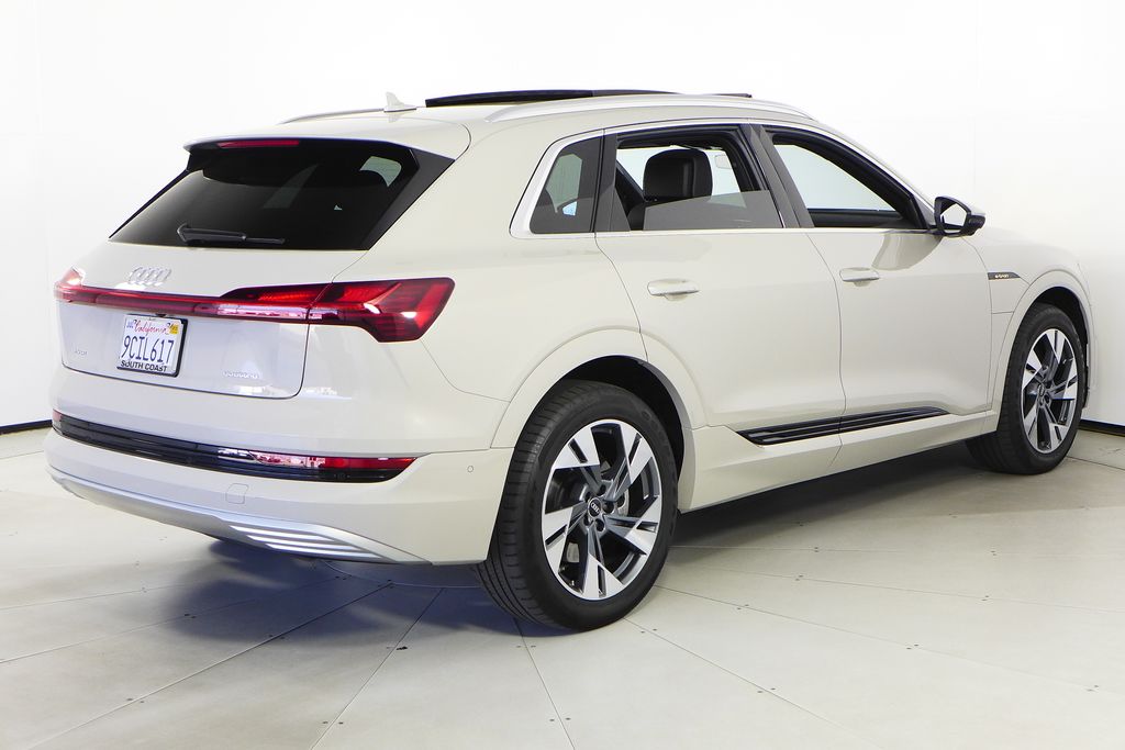 Vehicle image 5 of 30