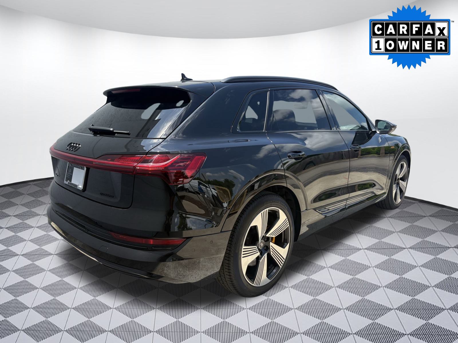 Vehicle image 6 of 34