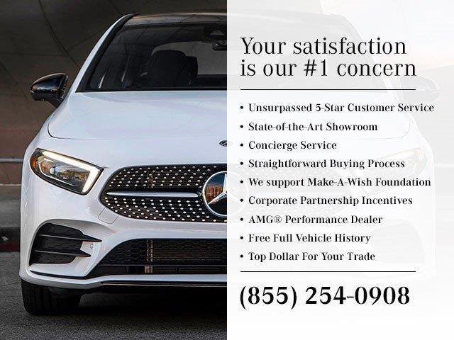 Vehicle image 33 of 34