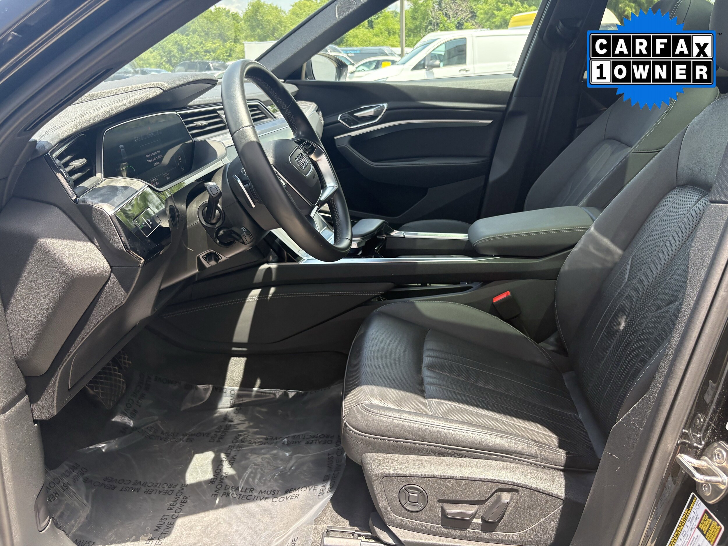 Vehicle image 15 of 34