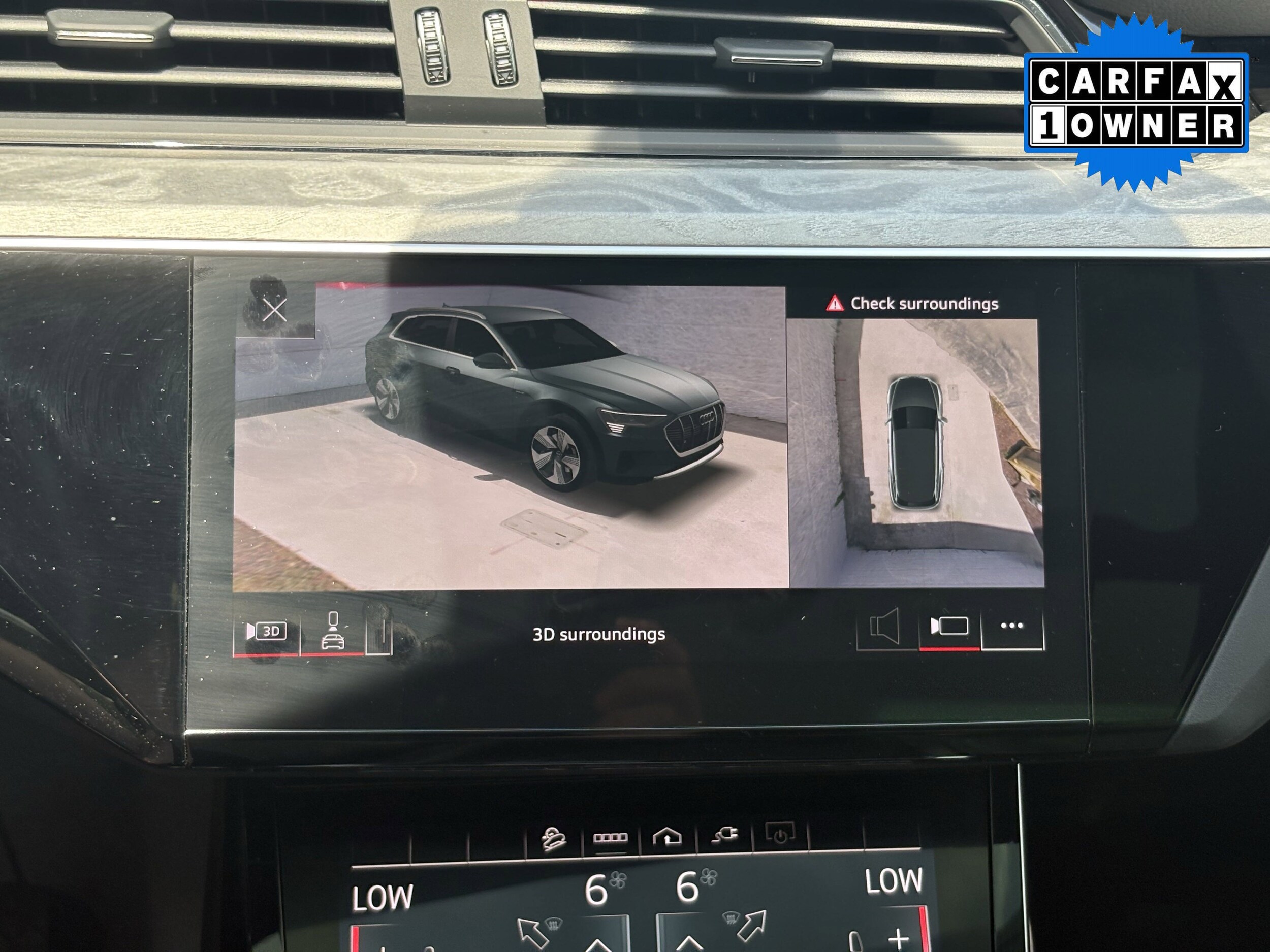 Vehicle image 19 of 34