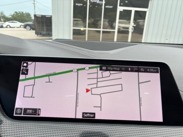 Vehicle image 16 of 23