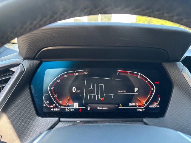 Vehicle image 18 of 23
