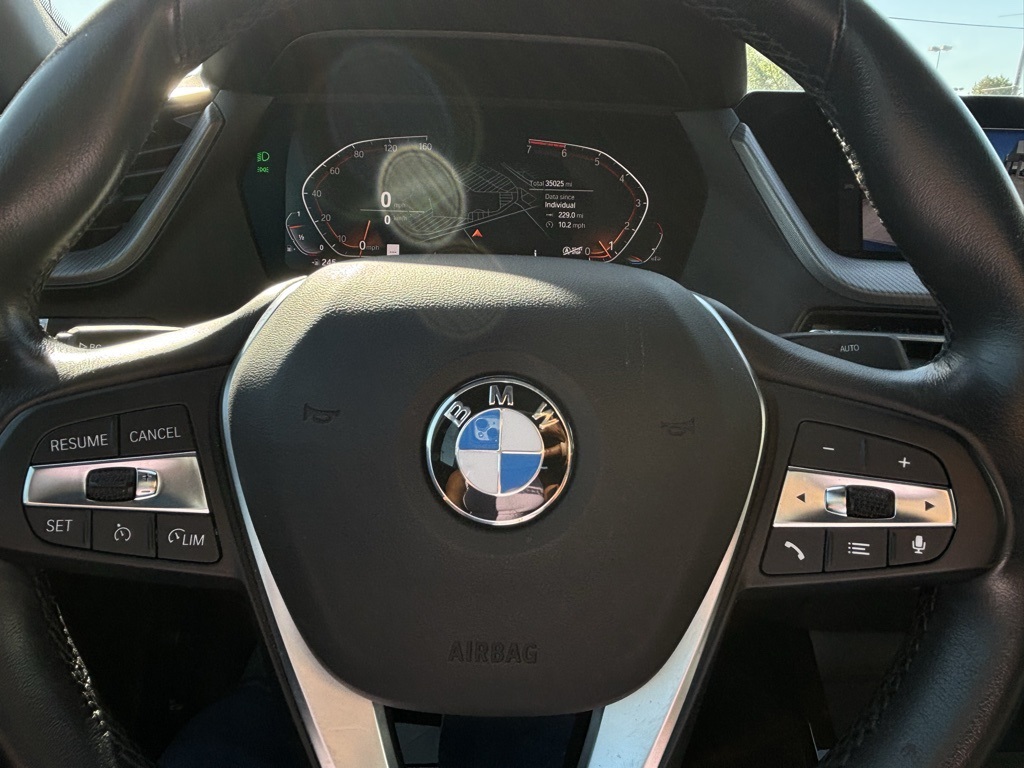 Vehicle image 25 of 25