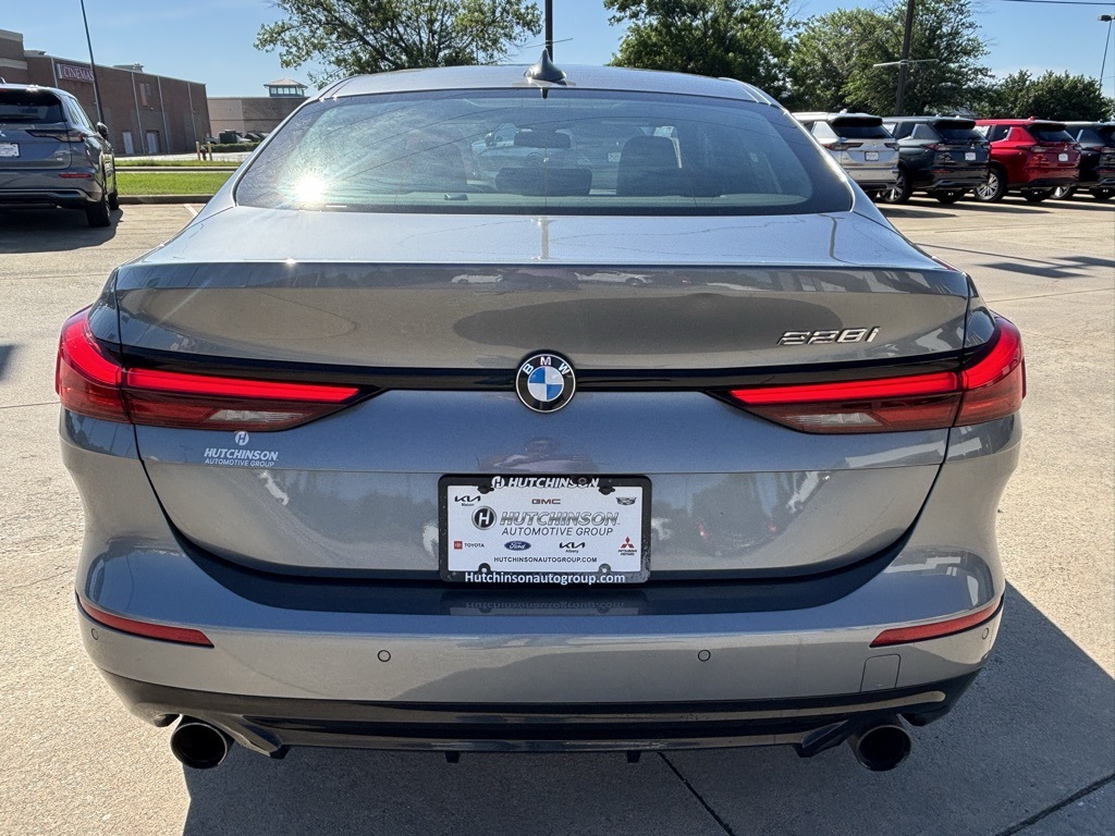 Vehicle image 6 of 25