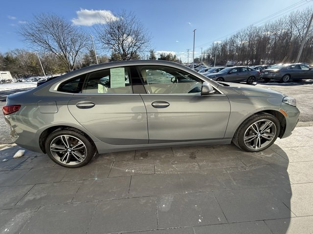 Vehicle image 4 of 15