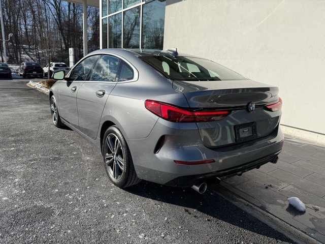 Vehicle image 7 of 15