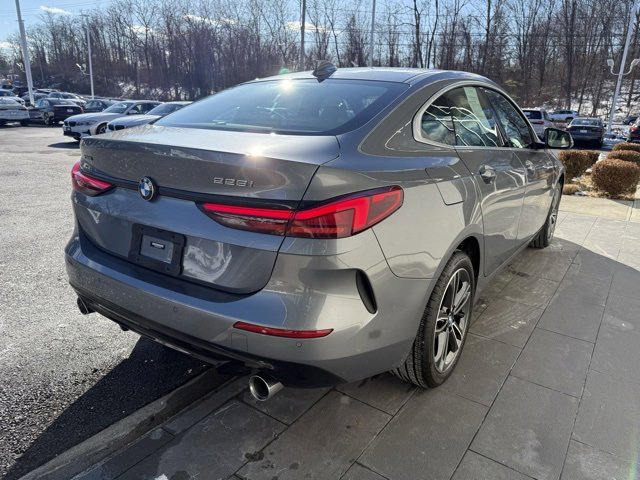 Vehicle image 5 of 15