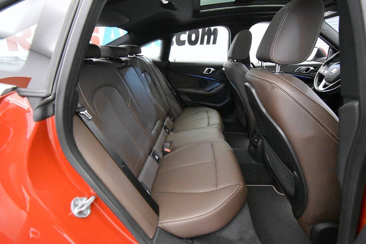 Vehicle image 12 of 34