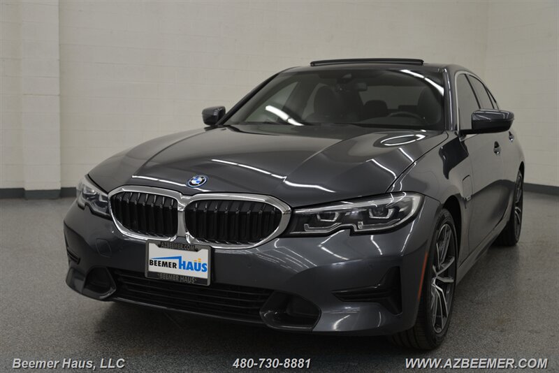 Vehicle image 2 of 49