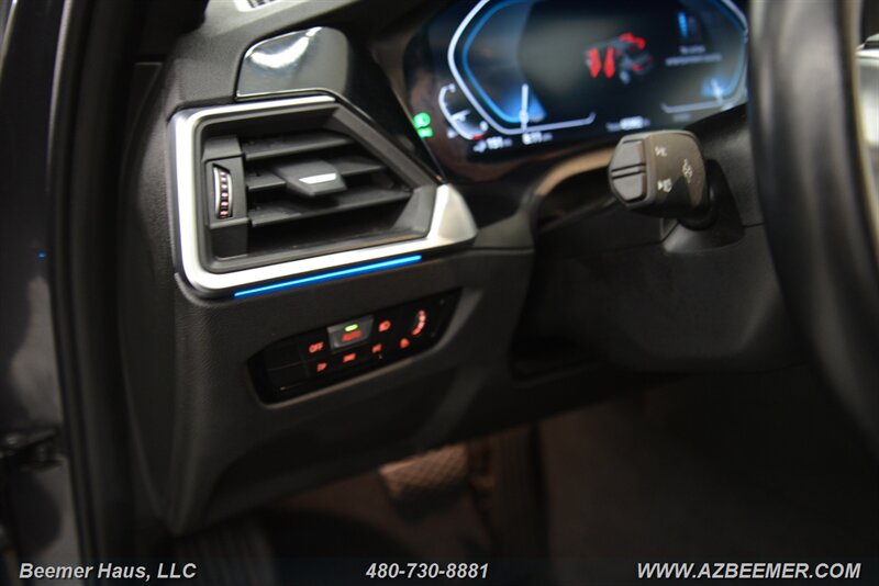 Vehicle image 29 of 49