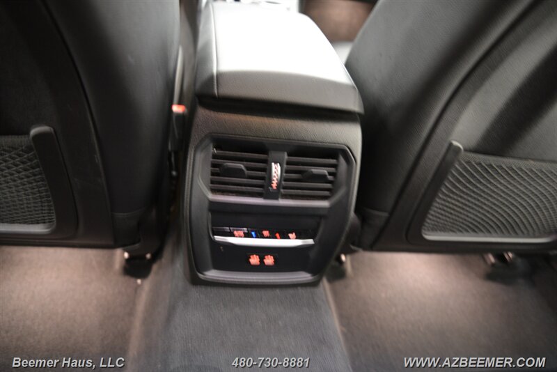 Vehicle image 28 of 49