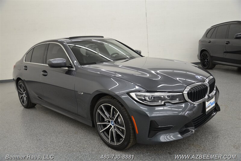 Vehicle image 6 of 49