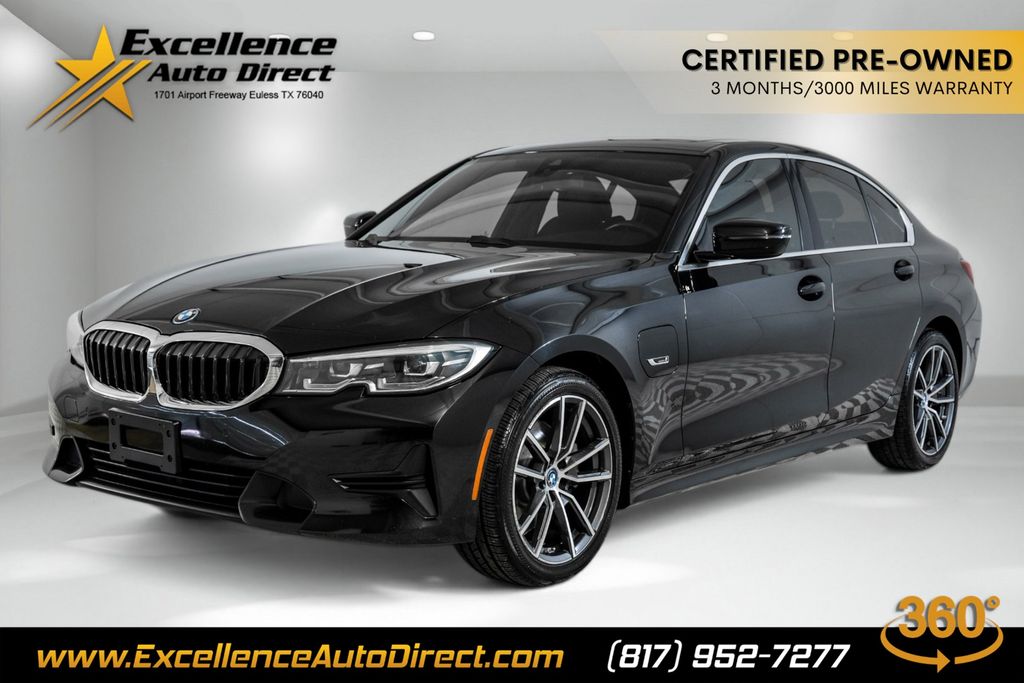 2022 BMW 3 Series 330e xDrive Image 1 of 65
