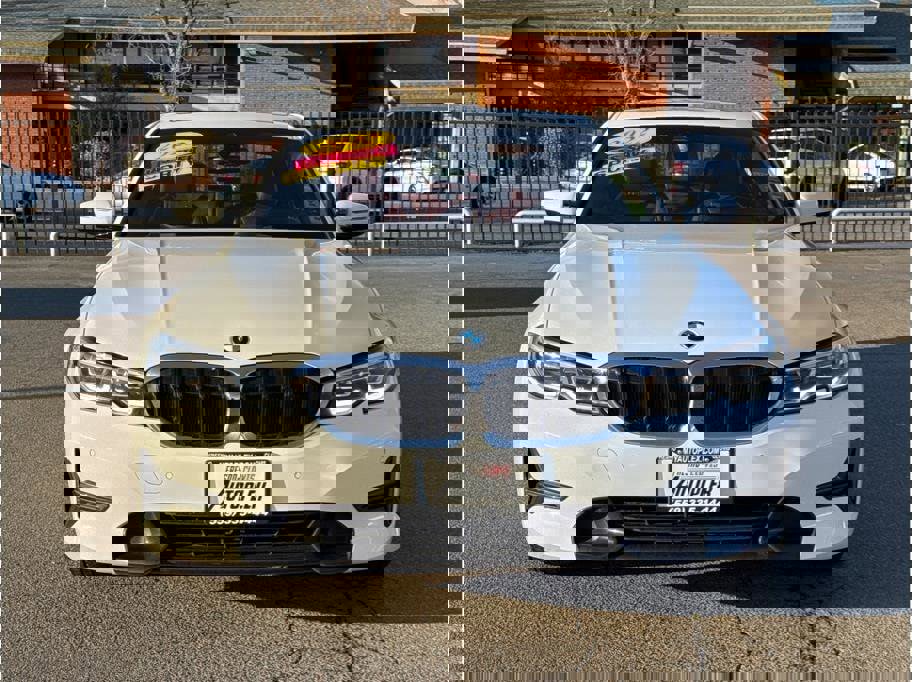 Vehicle image 2 of 38