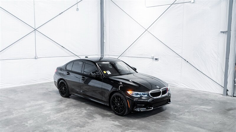 Vehicle image 3 of 41
