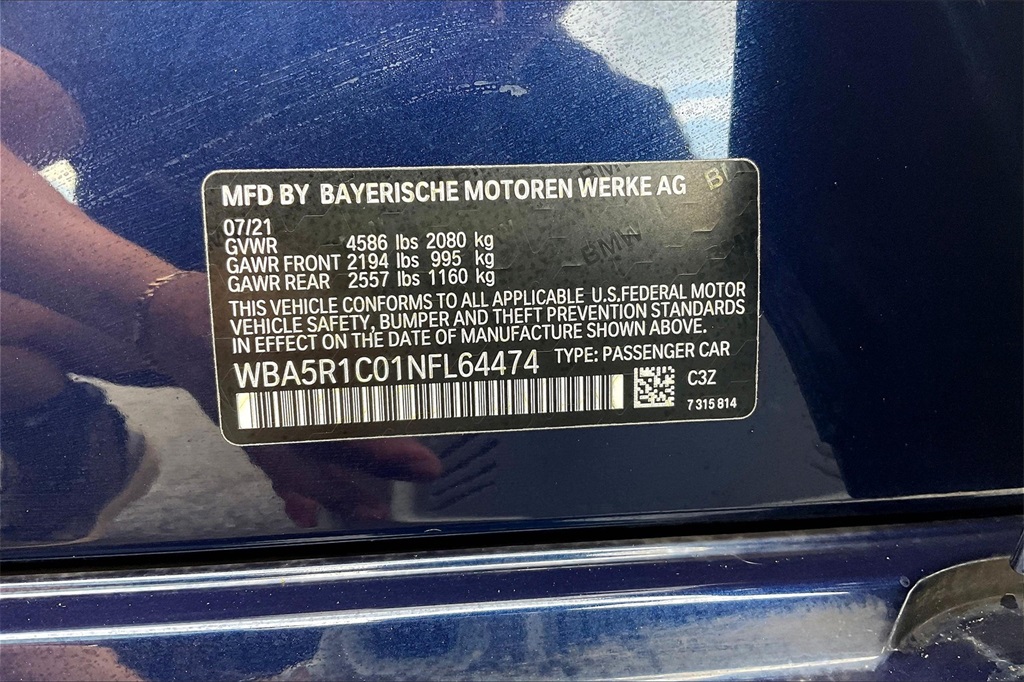 Vehicle image 17 of 32