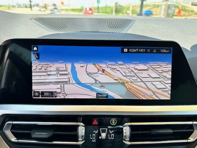 Vehicle image 20 of 40