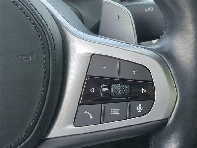 Vehicle image 22 of 31