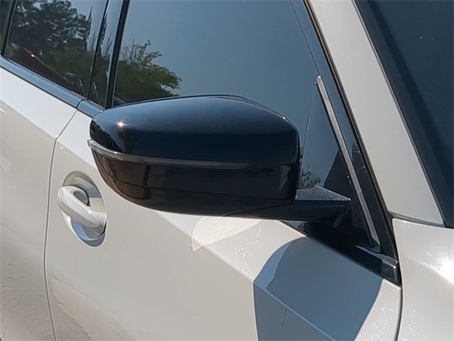 Vehicle image 30 of 31