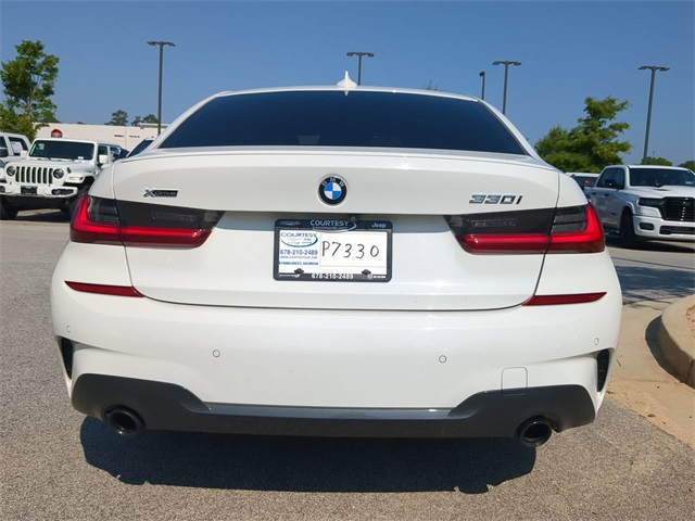 Vehicle image 7 of 31