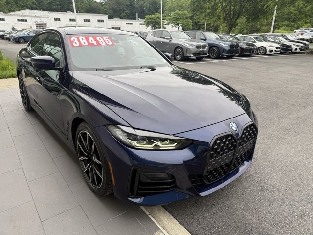 Vehicle image 3 of 14
