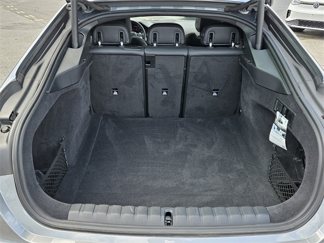 Vehicle image 9 of 30