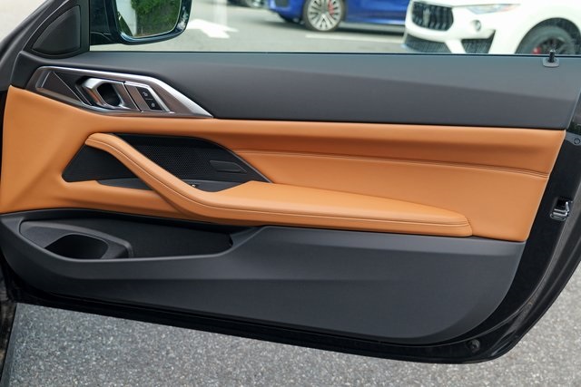 Vehicle image 35 of 49