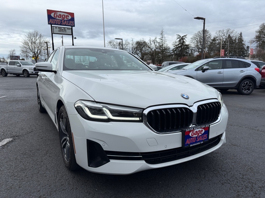 Vehicle image 5 of 28