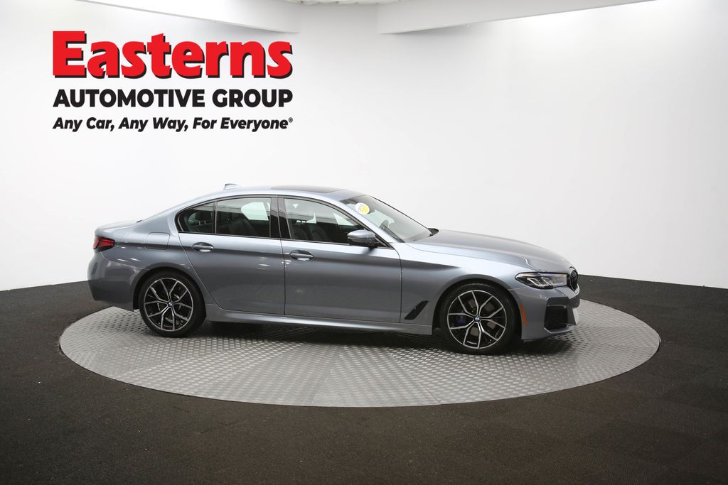 2022 BMW 5 Series 530i xDrive Image 14 of 68