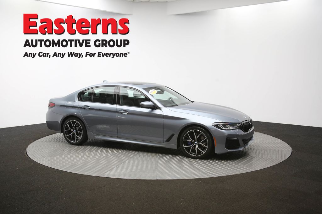 2022 BMW 5 Series 530i xDrive Image 10 of 68