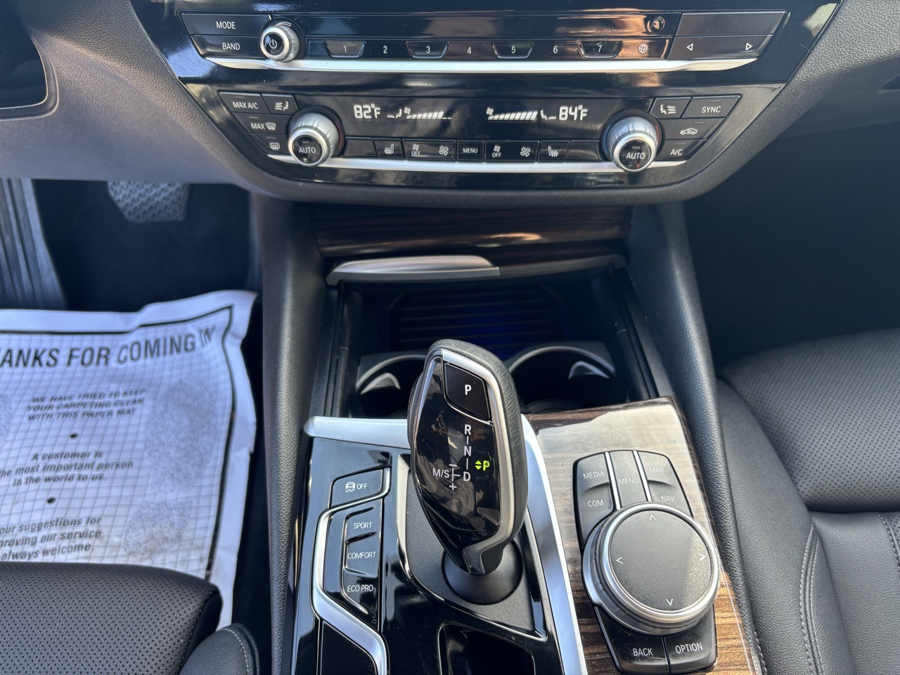 Vehicle image 13 of 20