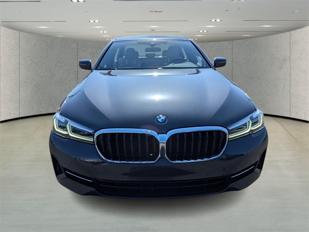 Vehicle image 2 of 30