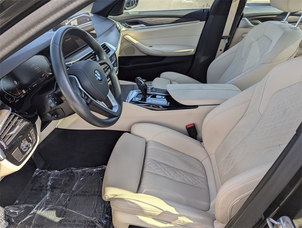 Vehicle image 22 of 30