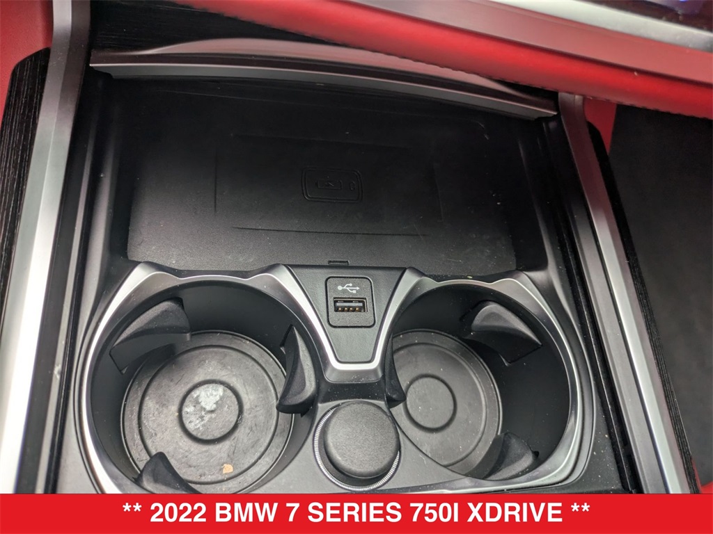 Vehicle image 41 of 43