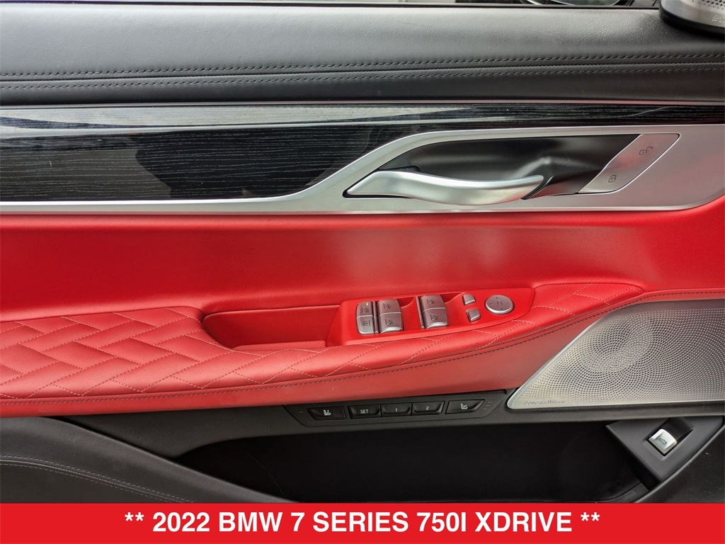 Vehicle image 26 of 43