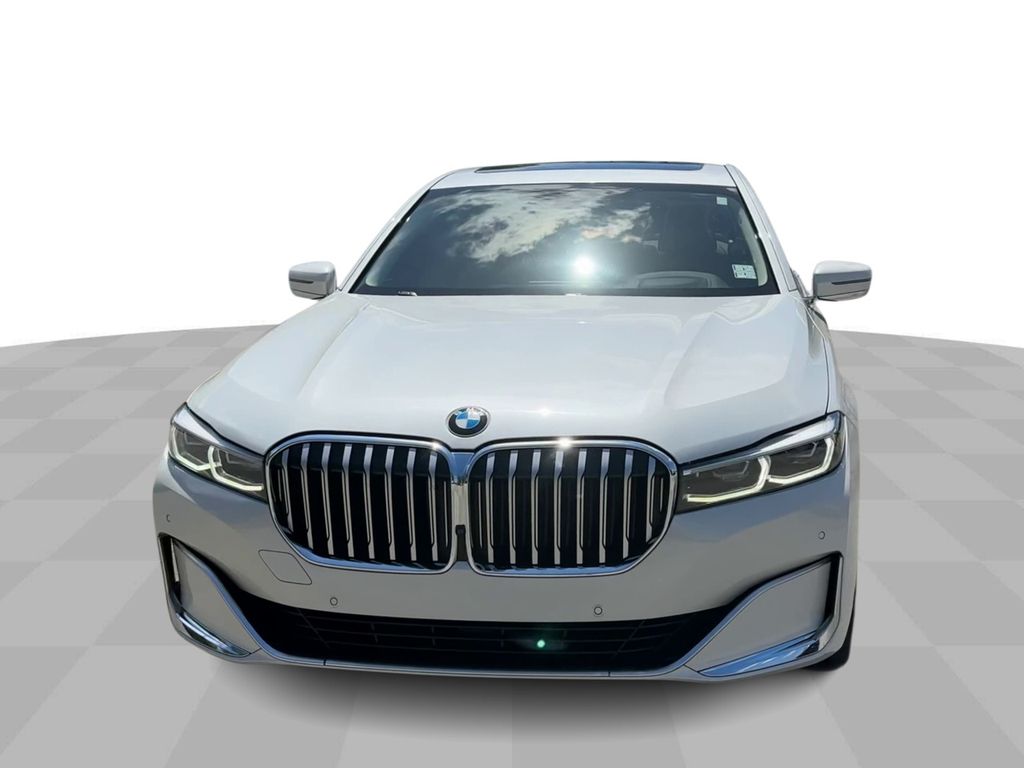 Vehicle image 3 of 36