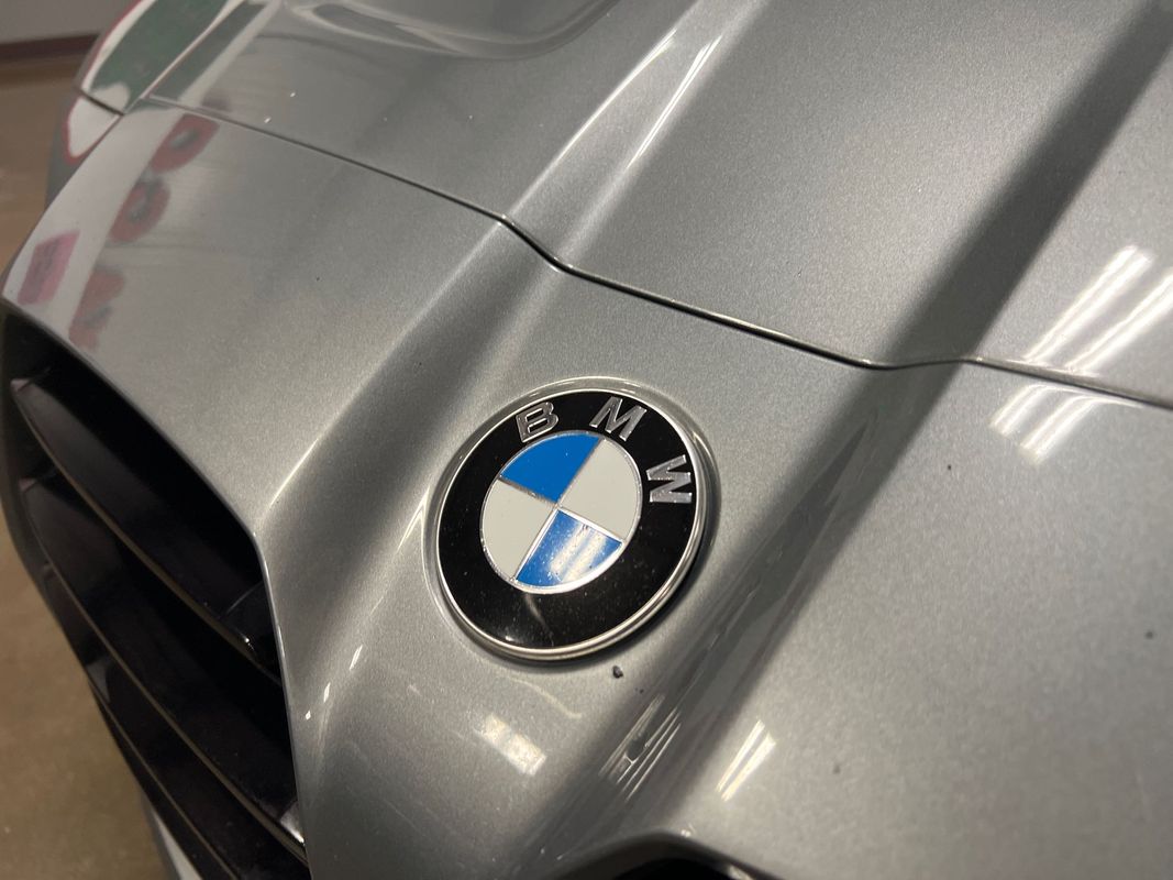 Vehicle image 79 of 116