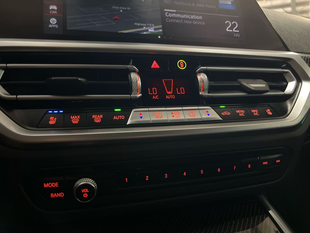 Vehicle image 62 of 116