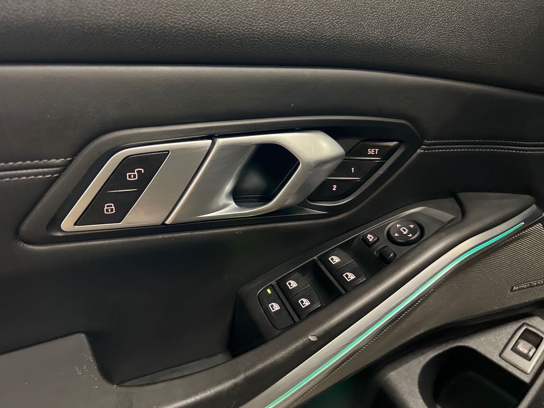 Vehicle image 66 of 116