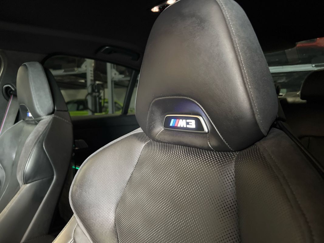 Vehicle image 111 of 116