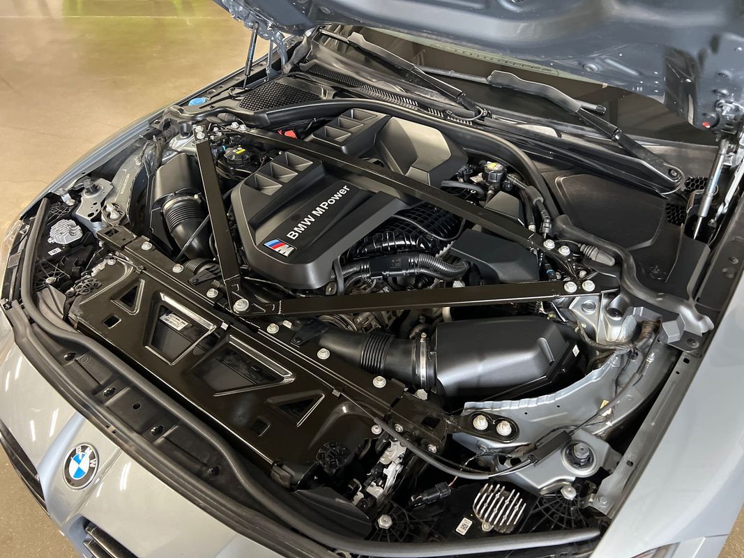 Vehicle image 26 of 116