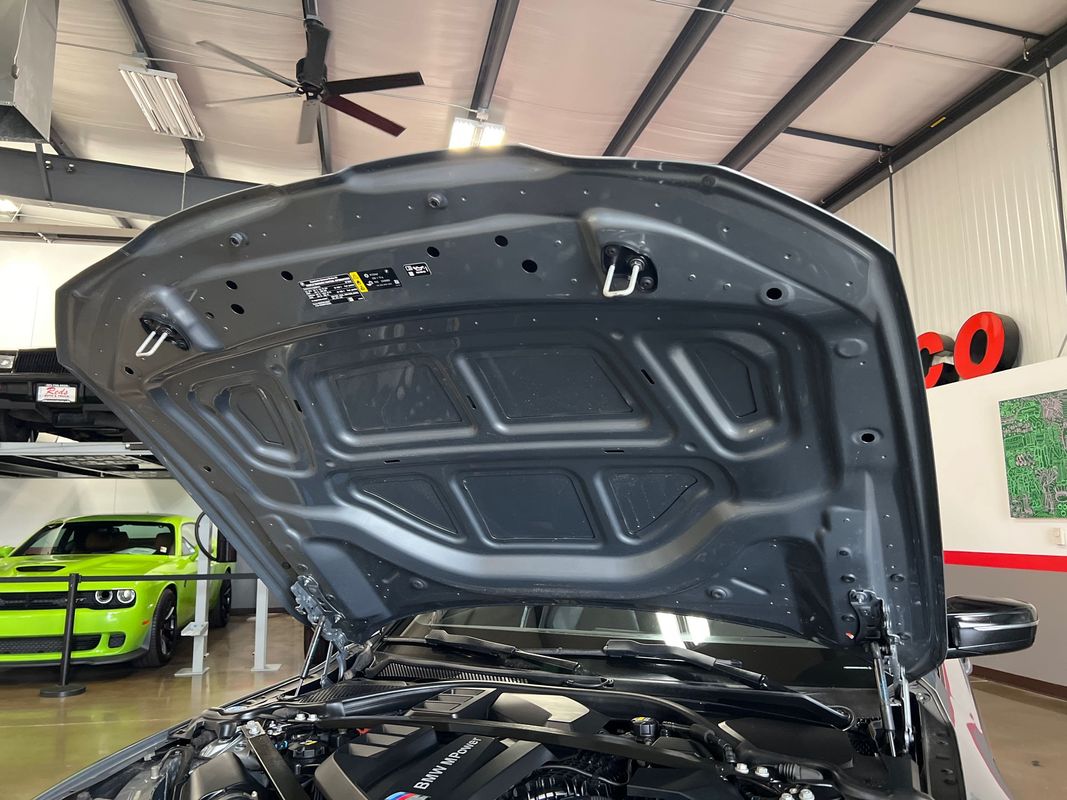 Vehicle image 27 of 116