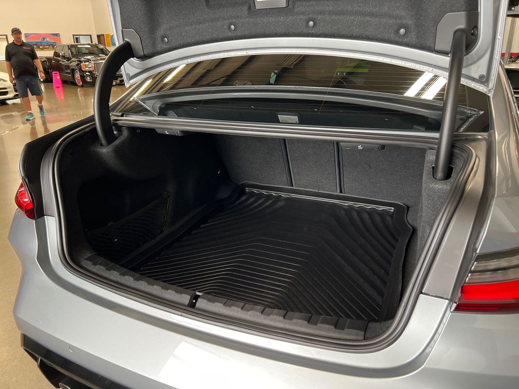 Vehicle image 41 of 116