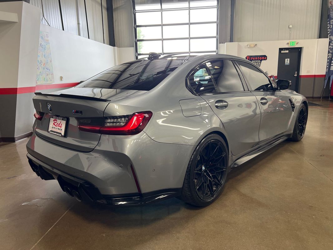 Vehicle image 14 of 116