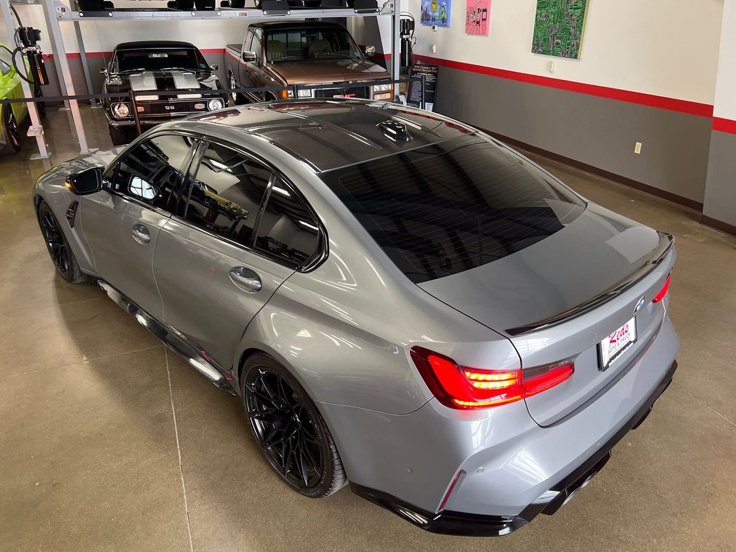 Vehicle image 21 of 116