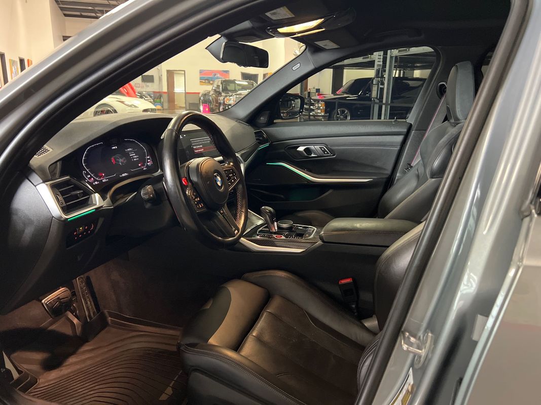 Vehicle image 55 of 116