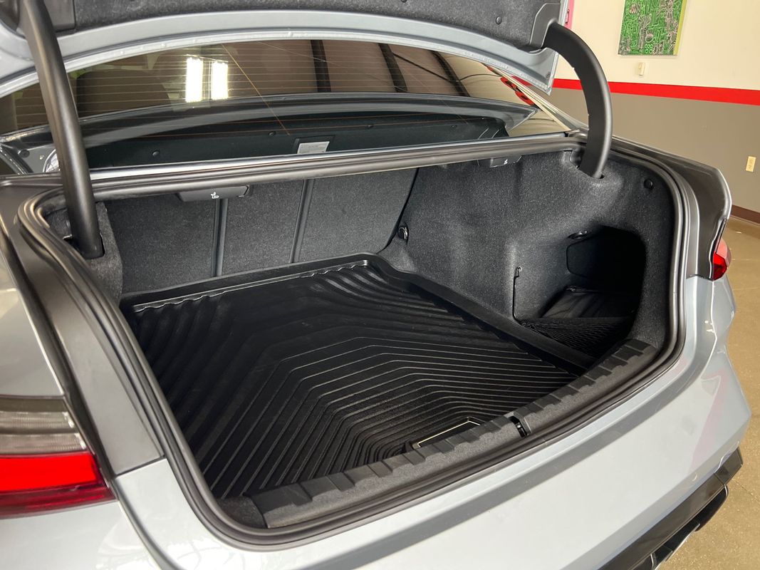 Vehicle image 40 of 116